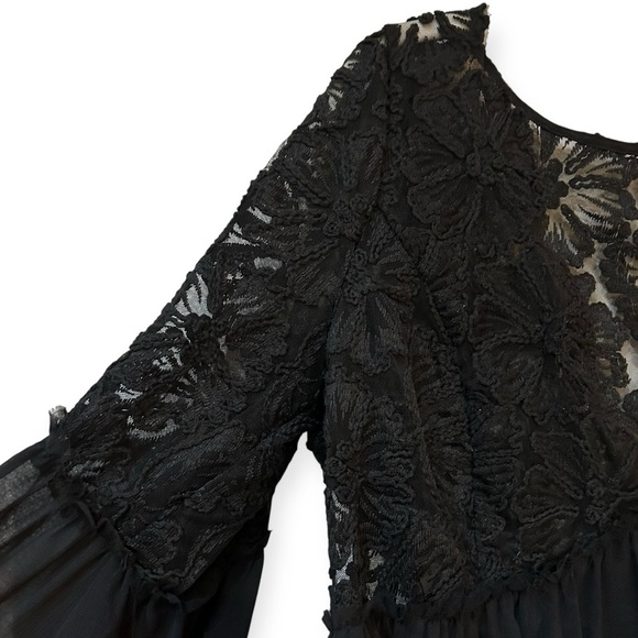 Free People Magdalene Crochet Babydoll Tunic Sz M Sheer Layering Bell Sleeve Top - Picture 7 of 10